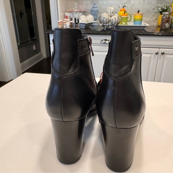 Wojas Women’s Black Leather Ankle Boots Size Zip 2” Heel Sz US 8.5 EU 39 - Picture 5 of 12